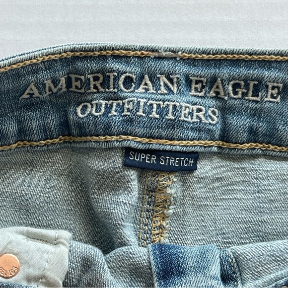 American Eagle High Rise Pencil Light Blue Denim Button Up Skirt Size 6 - Picture 3 of 9